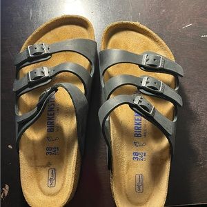 [BIRKENSTOCK] Florida Leather Soft Footbed Three Strap Sandals